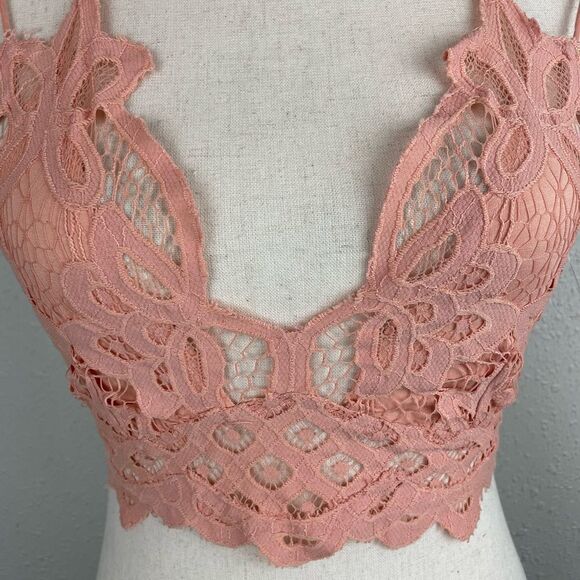 NWOT Free People Pink Lace Crop Top Size S - Picture 2 of 6